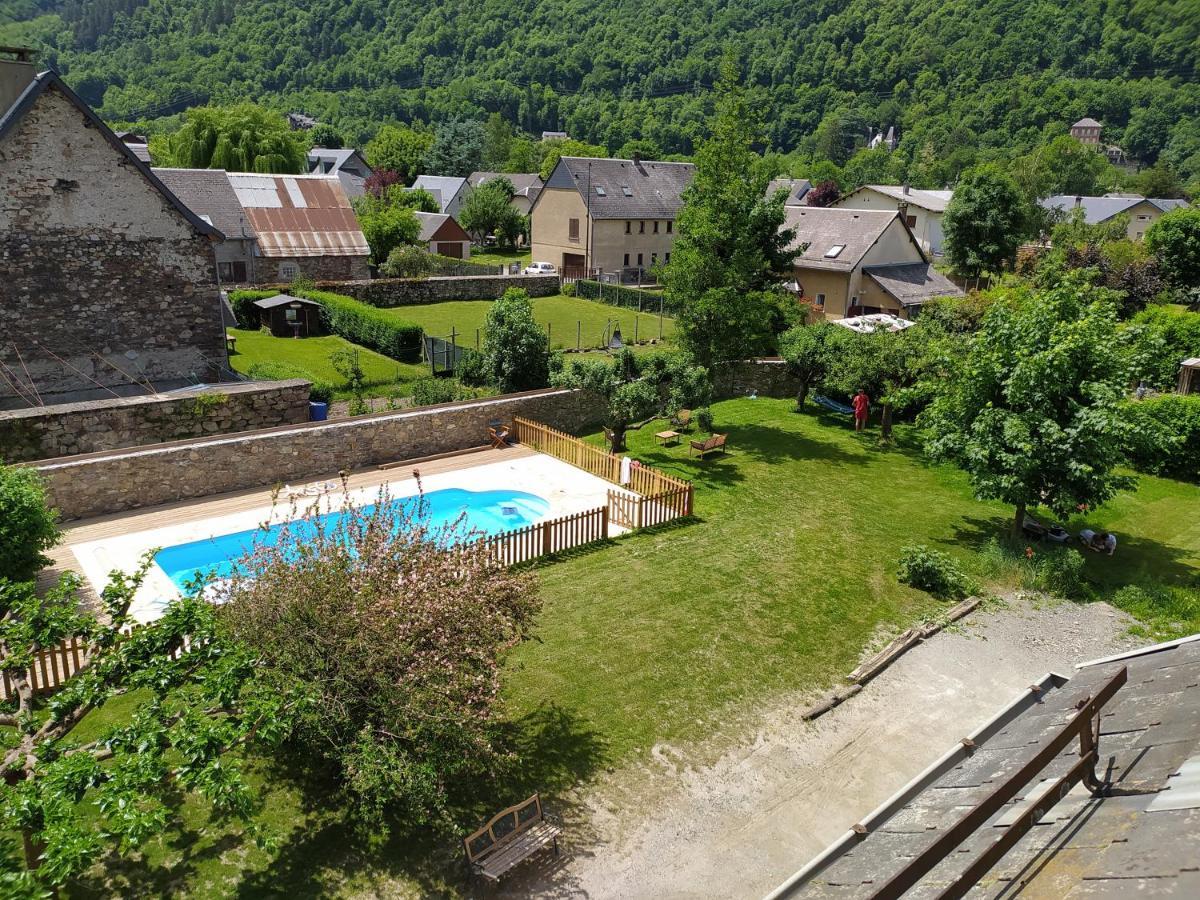 Maison Burgalat Saint-Mamet Exterior photo